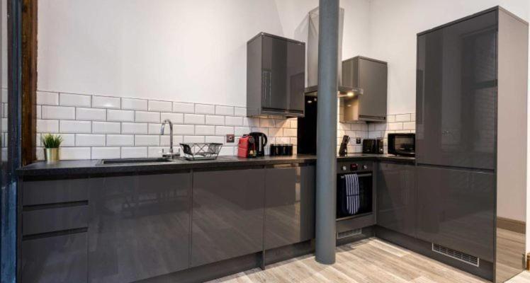 27 Stanley Street Aparthotel By Ustay Liverpool Eksteriør billede