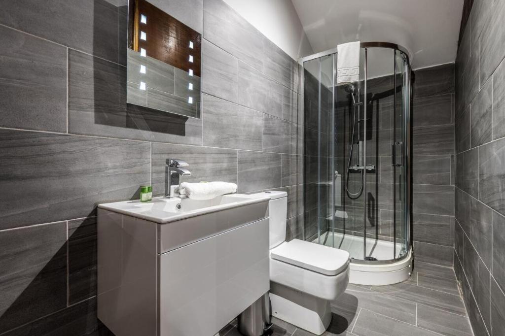27 Stanley Street Aparthotel By Ustay Liverpool Eksteriør billede